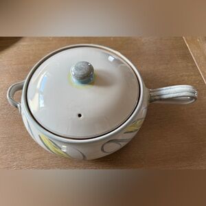 Denby Peasant Ware 4 Pint Covered Casserole Vintage 1950s Mid-Century